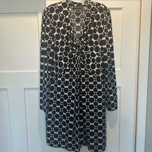 INC vneck size XL black and white polka dot dress - like new condition